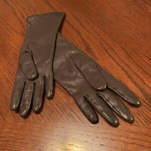 Women’s Brown Leather Gloves in Size 6 1/2